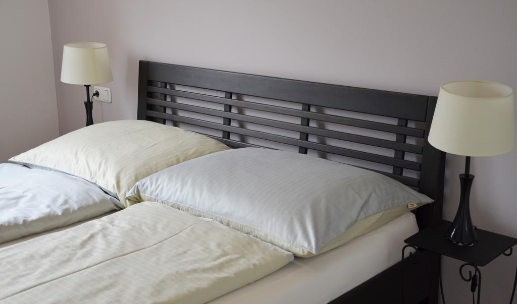 Apartment Mit Grossem Balkon 그라츠 외부 사진